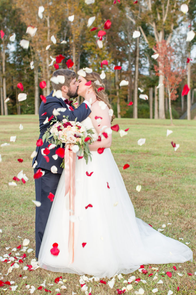 Dewberrys Wedding at Stonebridge Farms | Birmingham Alabama Wedding Photographers Katie and Alec