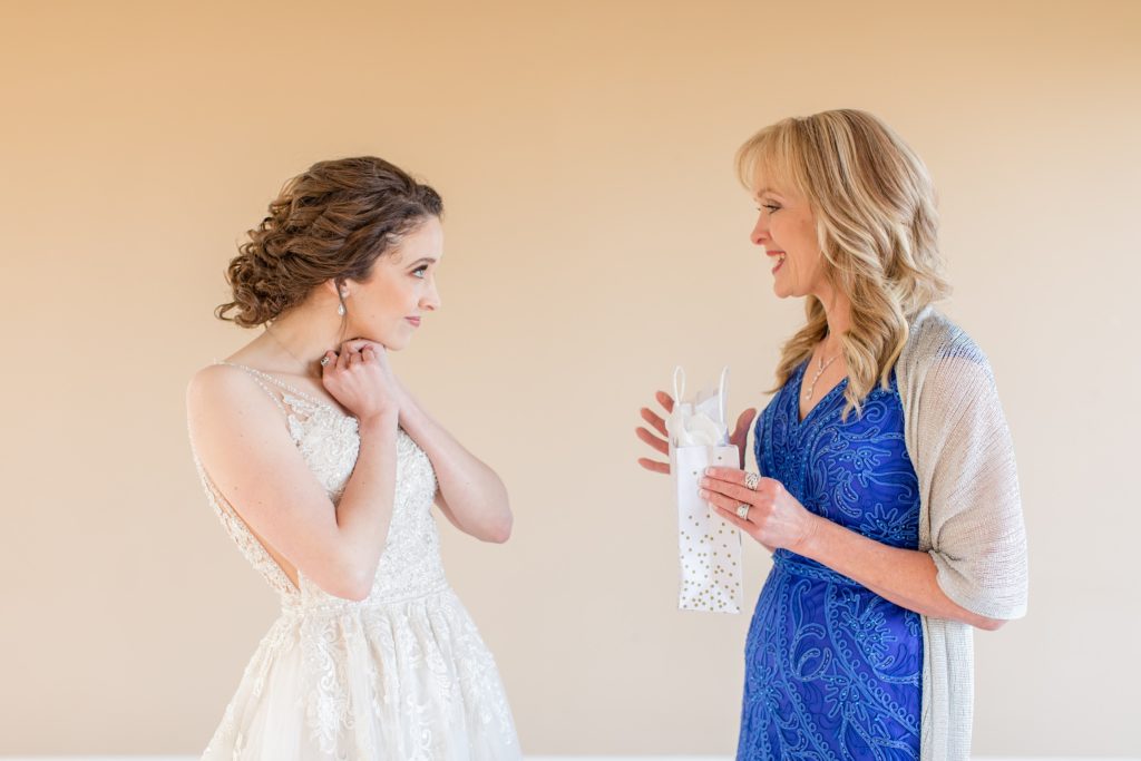 Winter Stone Bridge Farms Wedding - Katie & Alec Photography Best Birmingham, Alabama Wedding Photographers