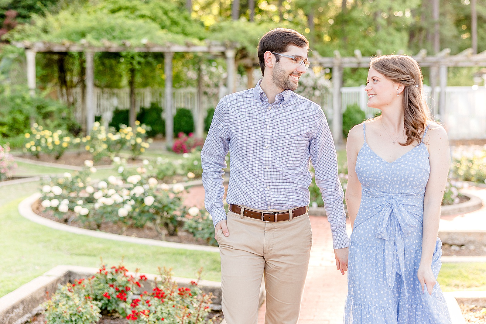 Session Article Header Images- Audrey & Jonathan's 3rd Anniversry Photos at the Birmingham Botanical Gardens - Katie & Alec Photography